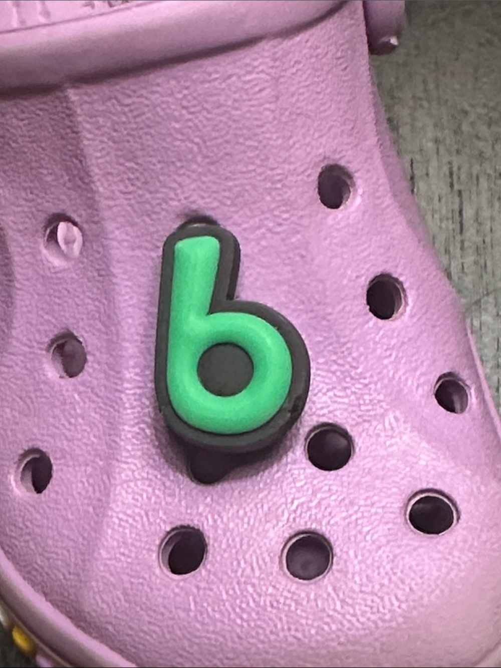 Jibbitz Charm Green Accent 6 or 9